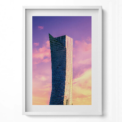 Függőleges kép keretben Modern toronyépület színes égbolt