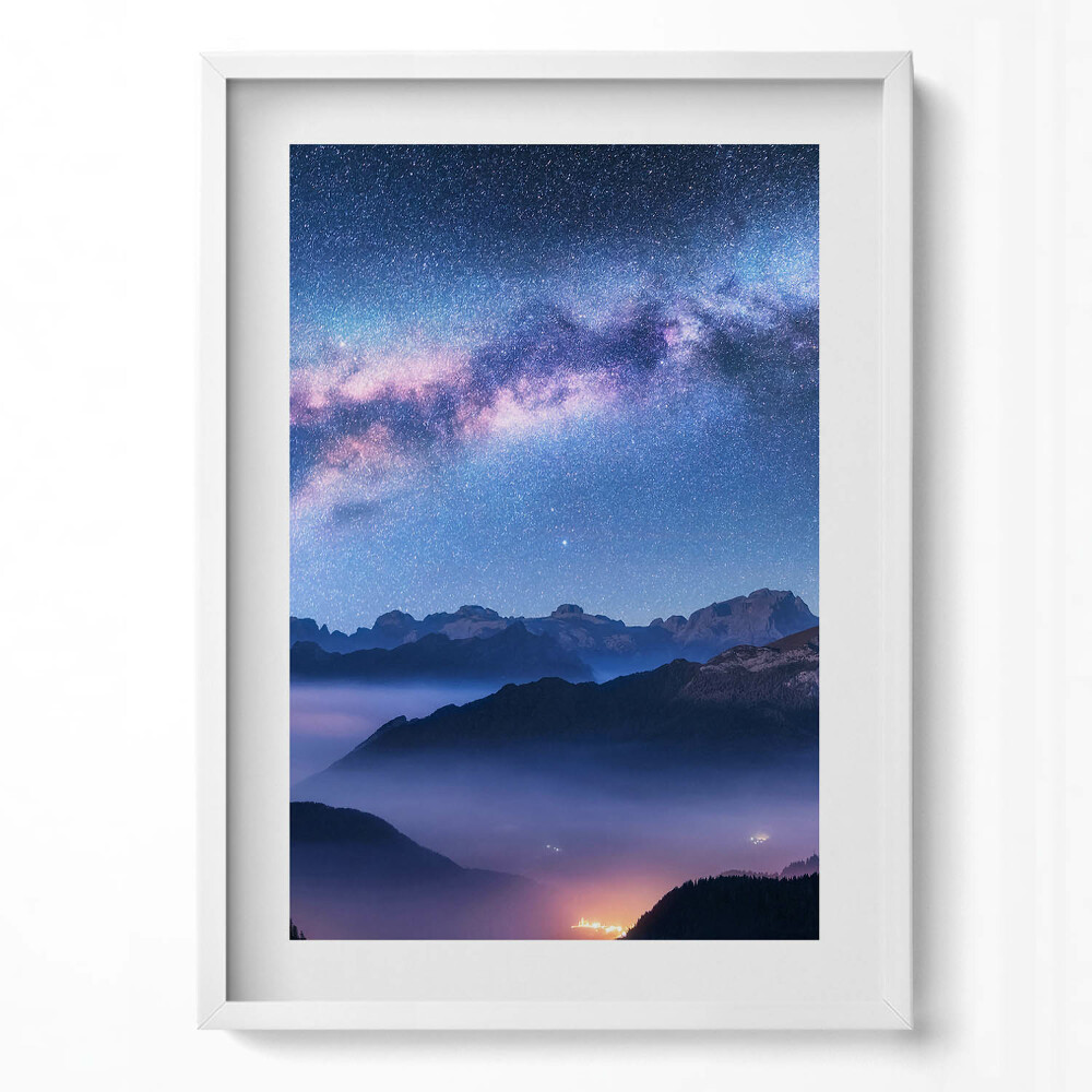 Függőleges kép keretben Csillagos égbolt hegyek felett