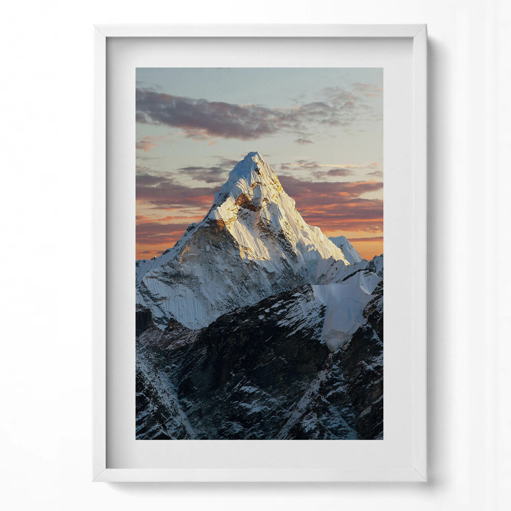 Függőleges kép keretben Havas hegy csodás naplementében