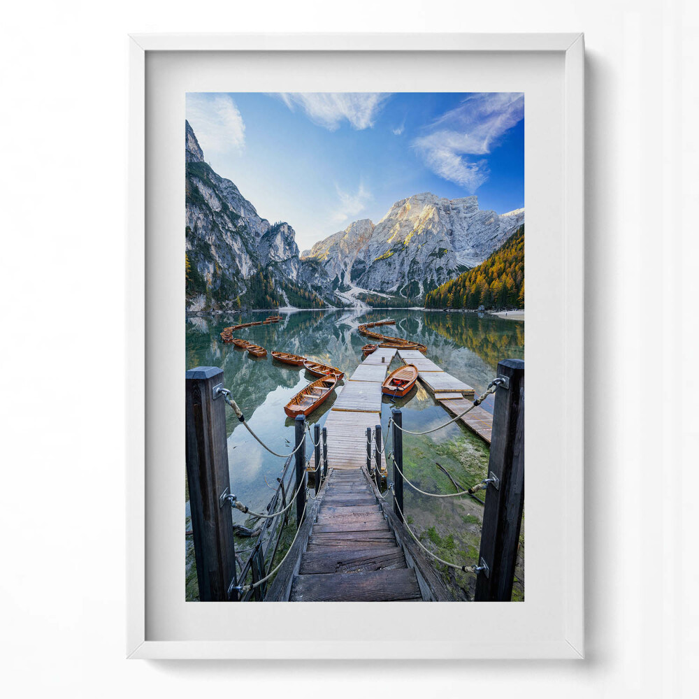 Függőleges kép keretben Hegyek és tükörsima tó