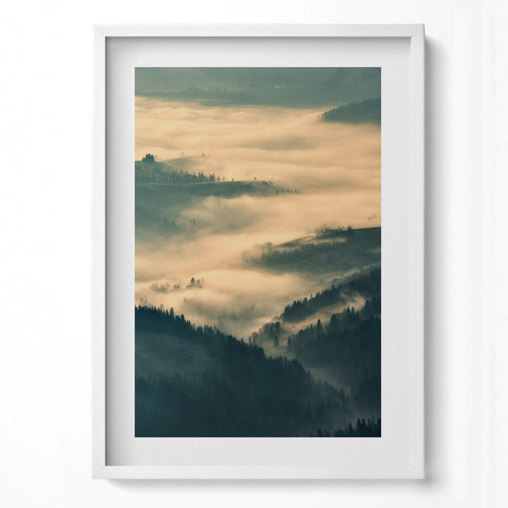 Függőleges kép keretben Hegyek ködben nyugodt táj