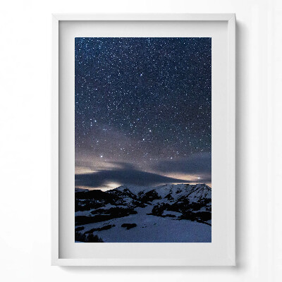 Függőleges kép keretben Csillagos égbolt hegyek felett