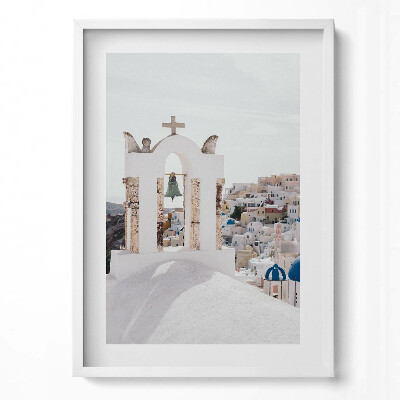 Függőleges kép keretben Fehér templom harangtorony kék kupola