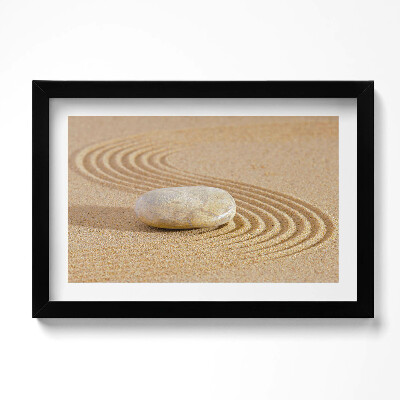 Keretezett kép Magányos kő a homokon - zen