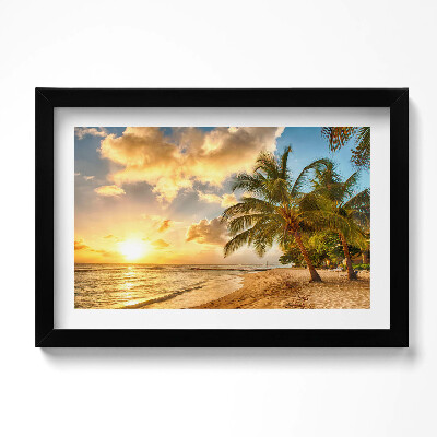 Keretezett kép Pálmás tengerpart és tenger naplementében