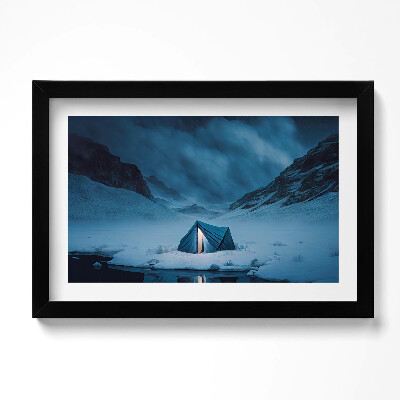 Keretezett kép Sátor az izlandi hegyekben