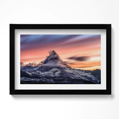 Kép keretben Magányos hegy naplementében