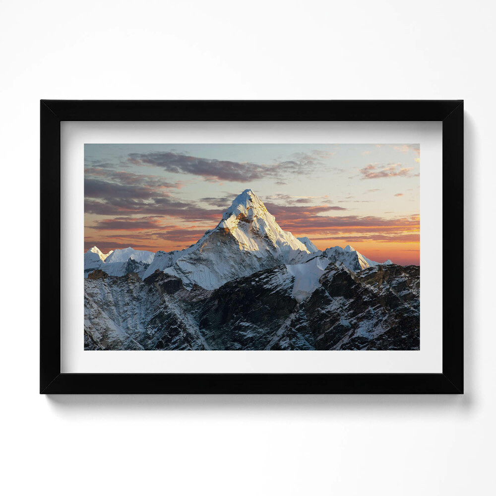 Keretezett kép Havas hegycsúcs