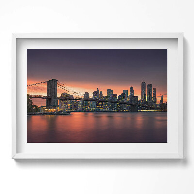 Kép keretben Híd és város skyline naplementében