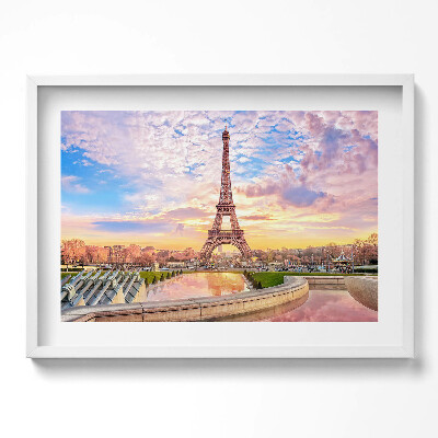 Kép keretben Eiffel-torony naplementében