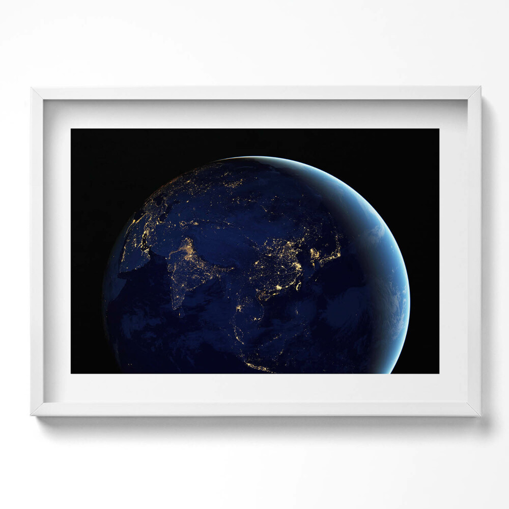 Kép keretben Föld bolygó éjszakai látképe
