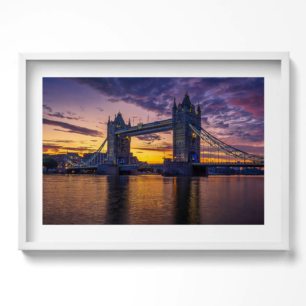 Kép keretben Tower Bridge naplementében