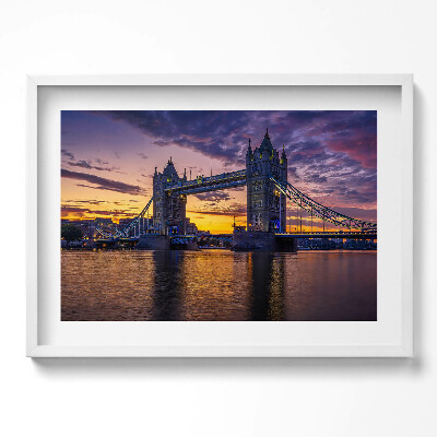 Kép keretben Tower Bridge naplementében