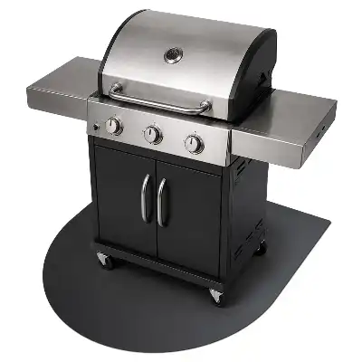 Fekete fém grillszőnyeg félhold alakú 80x70 cm
