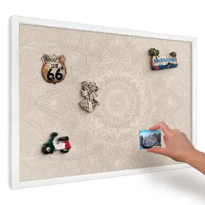 Krém színű mandala mintás mágneses fali tábla geometriai mintával