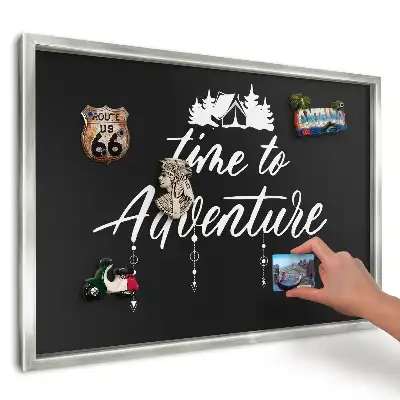 Fali mágnestábla fekete-fehér kaland mintával