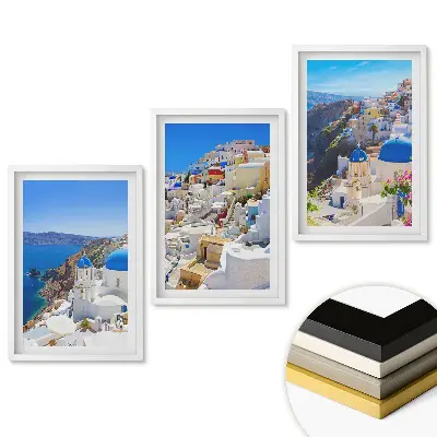 Keretezett triptichon Santorini festői kilátása a napsütésben