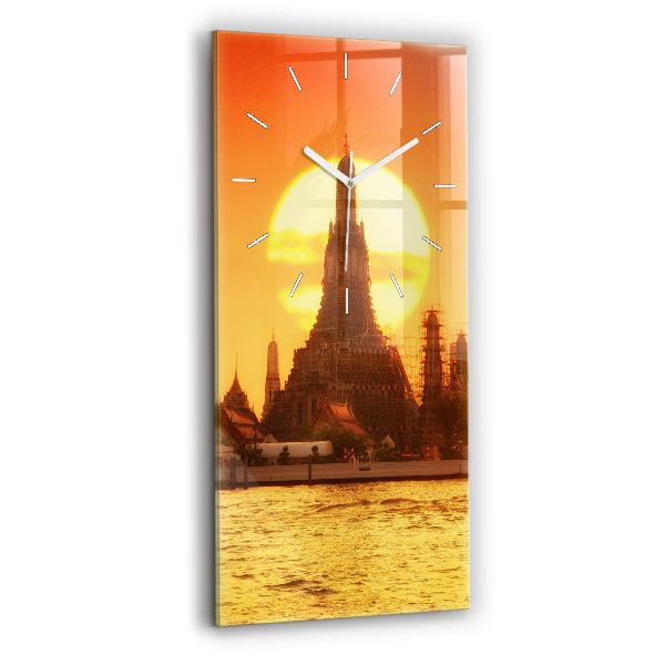 Téglalap alakú üvegóra Wat arun Bangkok Thaiföld