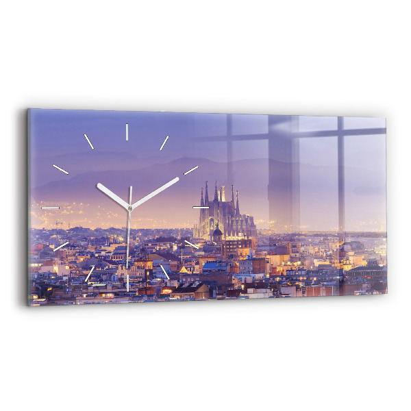 Üvegóra vízszintesen Barcelona látképe