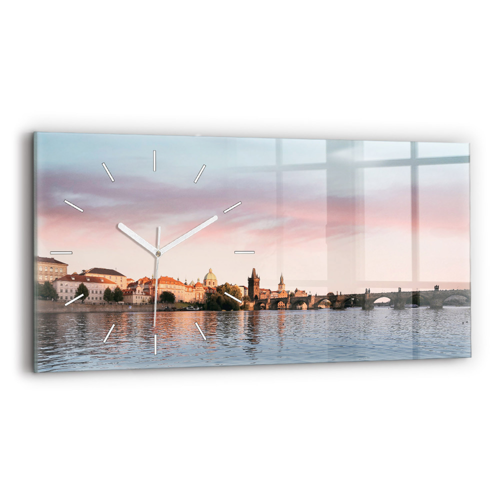 Vízszintes üvegóra Károly-híd Prágában