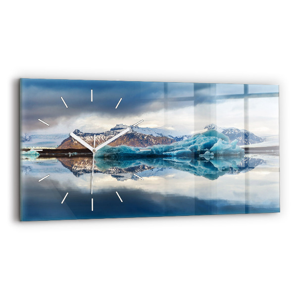 Üvegóra vízszintesen Jokulsarlon tó Izland