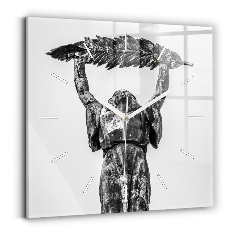 Szögletes fali üvegóra Szabadságszobor Budapesten