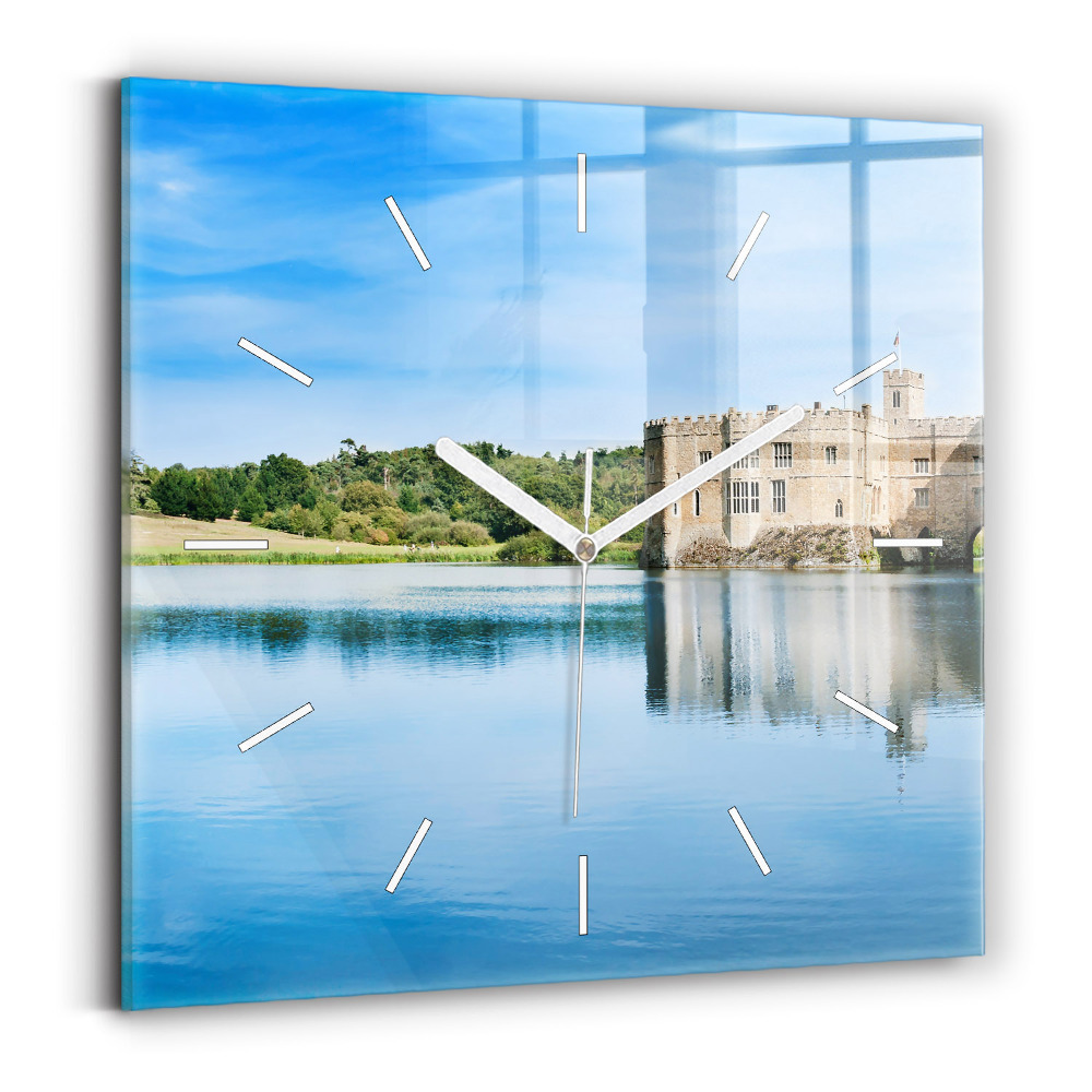 Szögletes fali üvegóra Leeds kastély