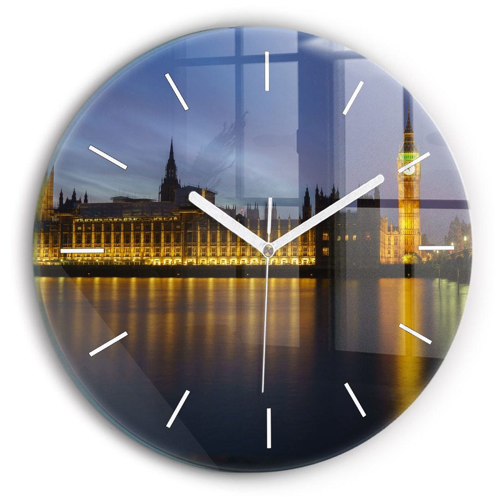 Kerek üvegóra Winchester-palota Londonban