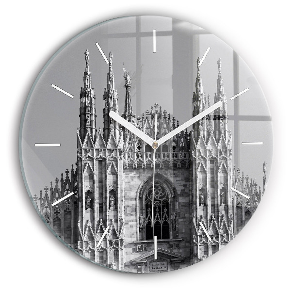 Kerek üvegóra Duomo di Milano székesegyház