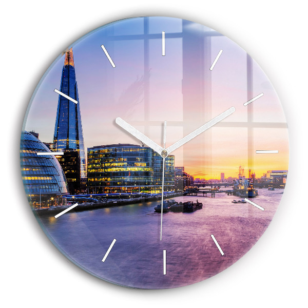 Kerek üvegóra London látképe